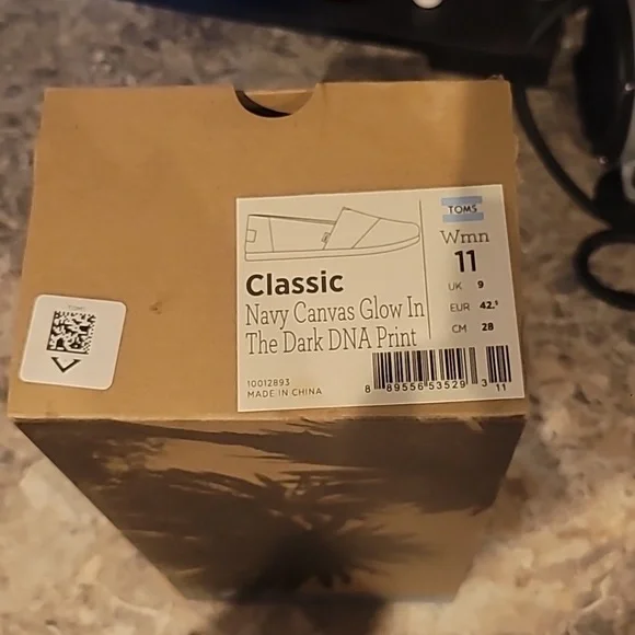 NIB Toms Warm Classic Navy Canvas Glow In the Dark DNA Print Slip-On Size 11 W - Picture 6 of 7